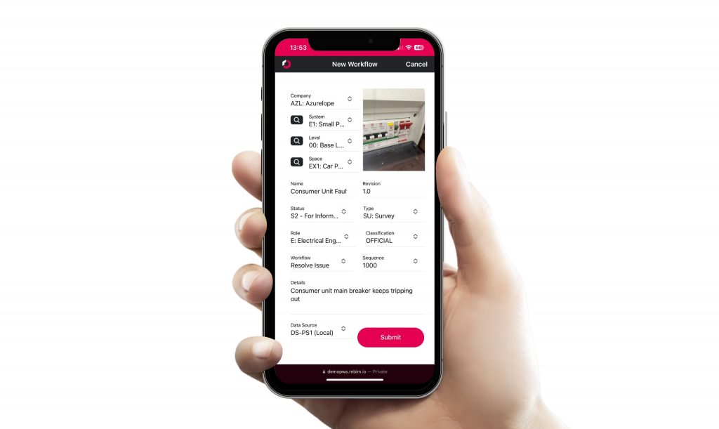 REBIM mobile workflow app capturing field issue and submitting workflow from smartphone on construction site